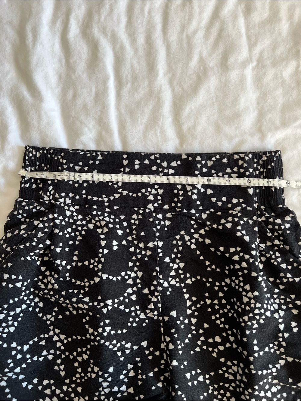 Aritzia Talula Heart Shorts - Picture 13 of 15